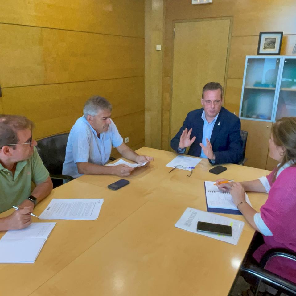 20230810 Reunión con consejero